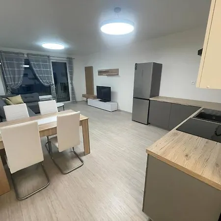公寓 Big 3-bedroom 78m²