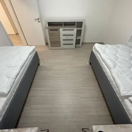 Big 3-bedroom 78m² 布拉迪斯拉发